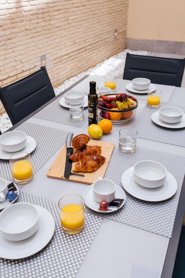Galmen Apartments Seville Luaran gambar
