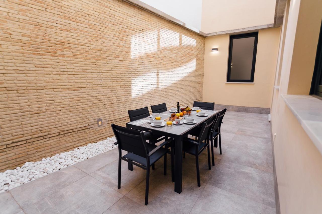 Galmen Apartments Seville Luaran gambar